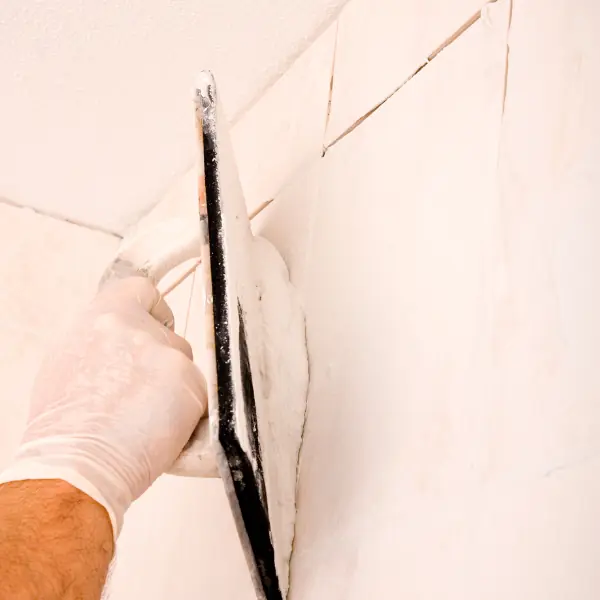 Damp Walls and Seepage: Causes, Warning Signs and Lasting Fixes